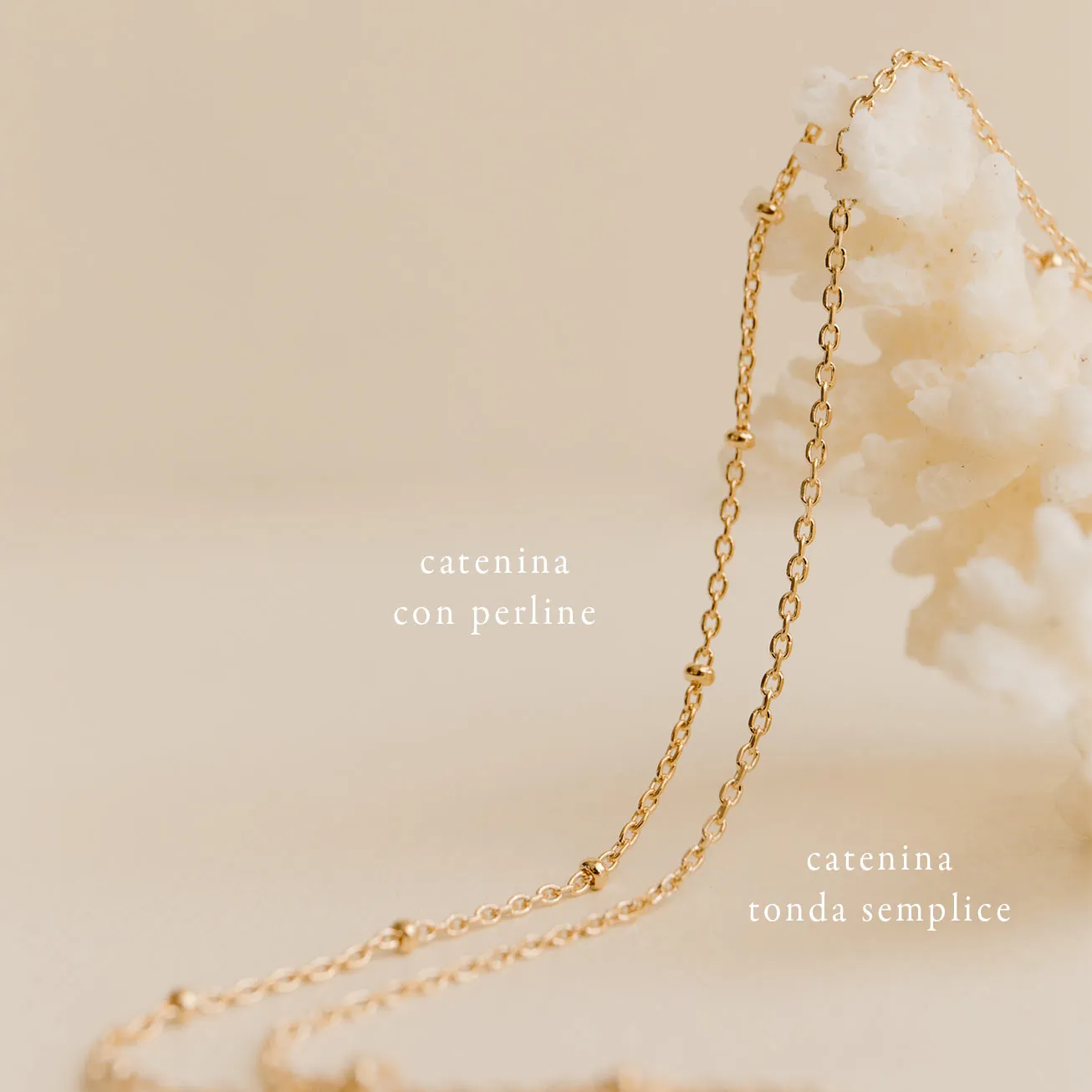 Collana bombata corona di fiori iniziale placcato oro rosa