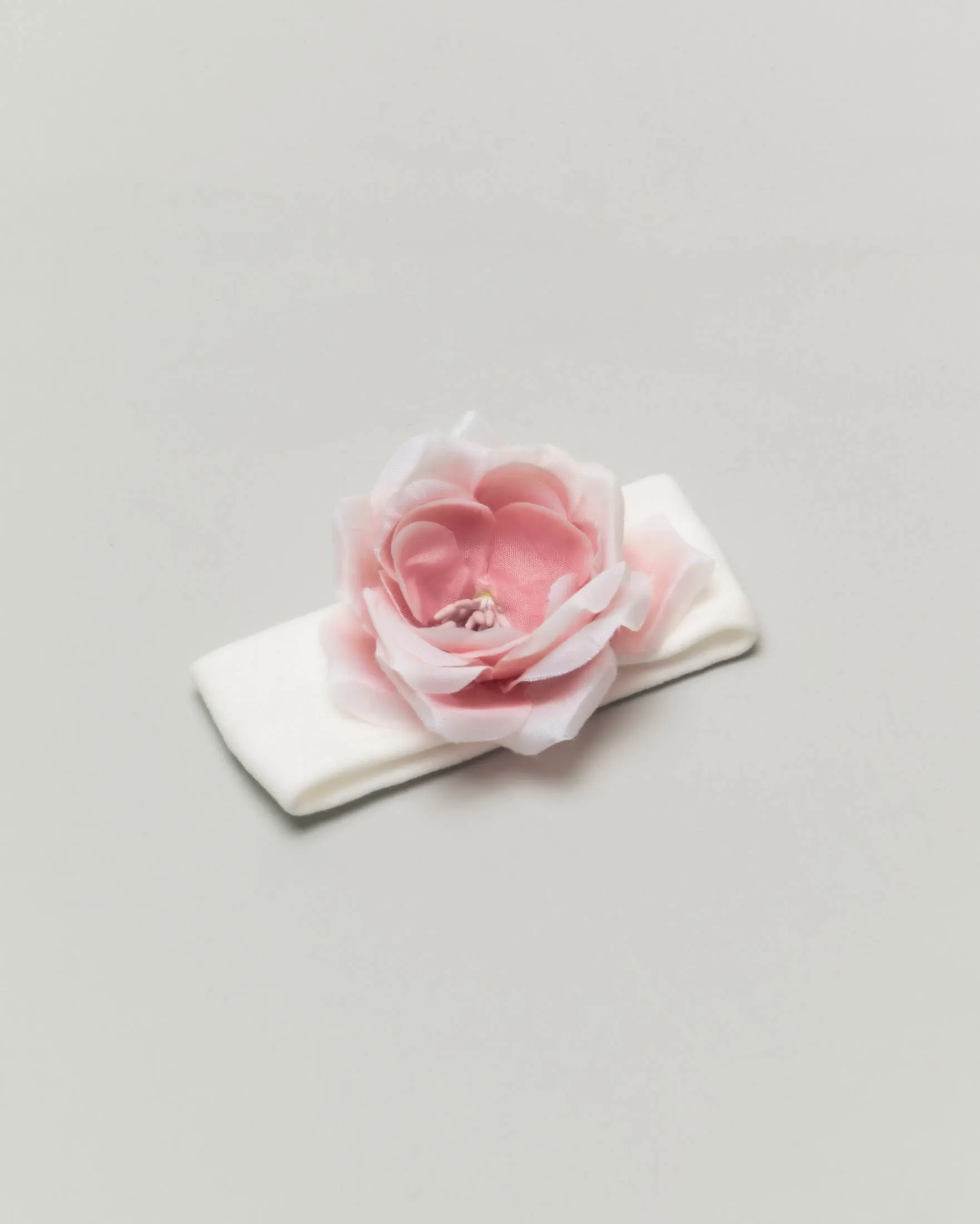 Fascia bianca con rosa applicata 12-36 mesi