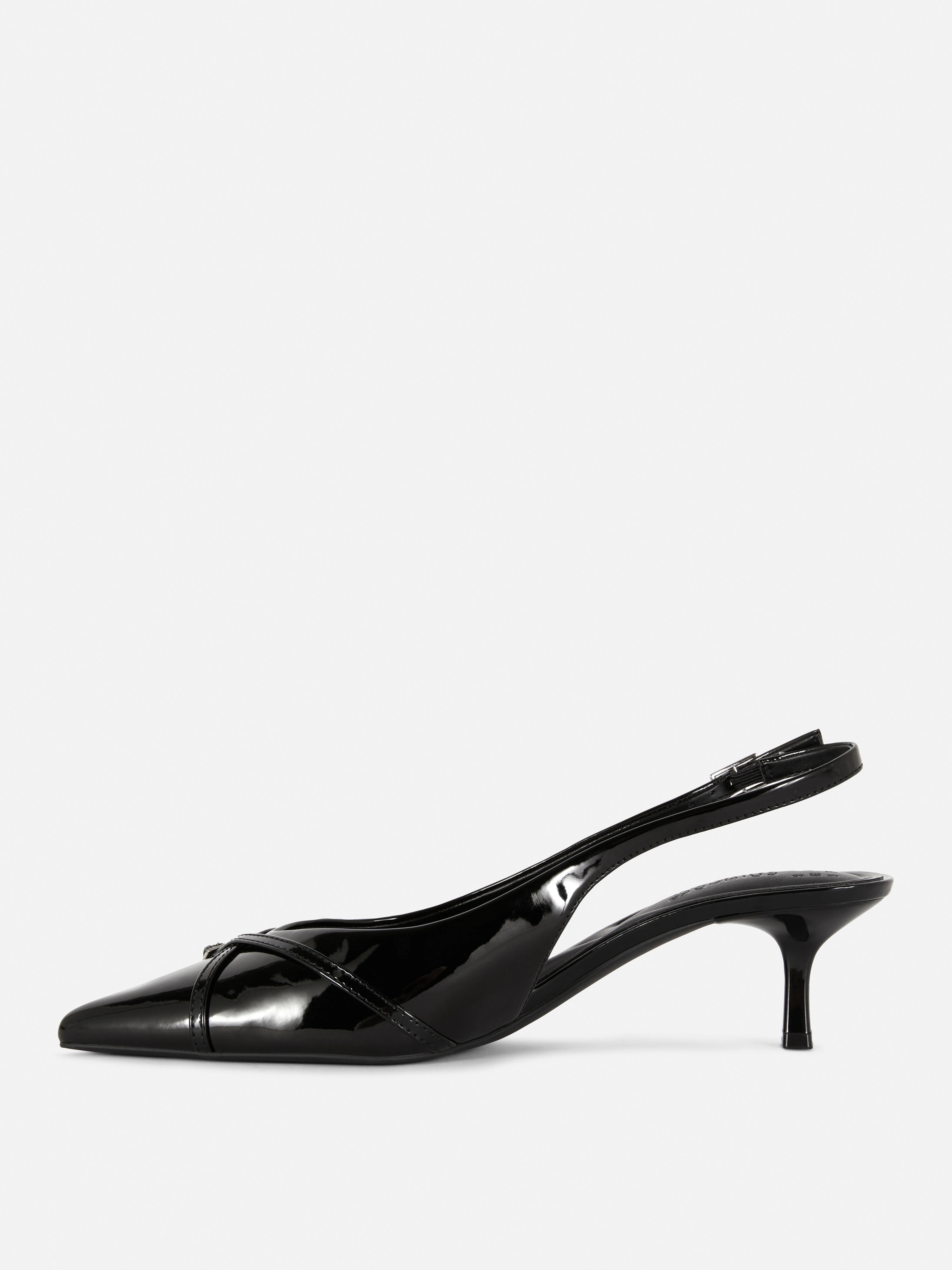 Scarpe aperte sul tallone a punta con tacco comode