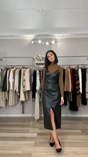 Susy mix abito ecopelle nero